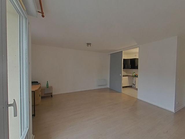 Location appartement 2 pièces, 51.81m², Vaires sur Marne