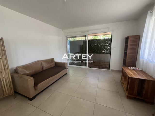 Location Appartement 2 pièces 51.23 m2 Carqueiranne
