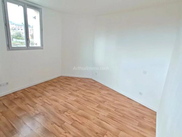 Location Appartement 2 pièces 51 m2 à Belley