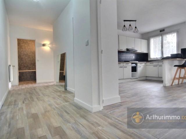 Location Appartement 2 pièces 51 m2 à Saint Maurice