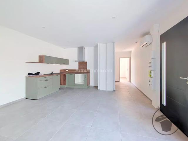 Location Appartement 2 pièces 51 m2 Coutras