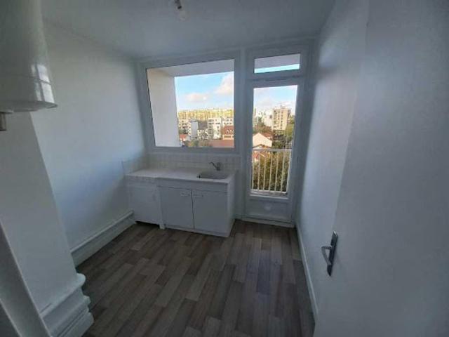 Location Appartement 2 pièces 51 m2 Montreuil