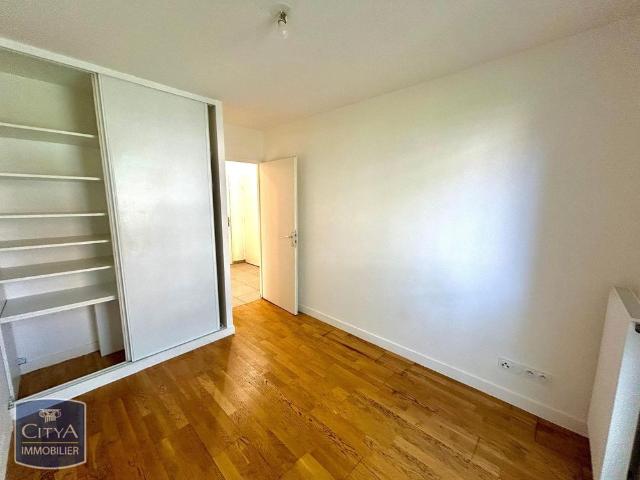 Location Appartement 2 pièces 51m² BOURG EN BRESSE 01000