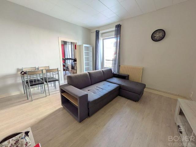 Location Appartement 2 pièces 51m² FOUGERES 35300