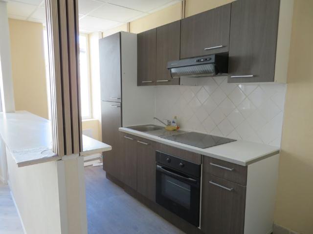 Location Appartement 2 pièces 51m² LE DORAT 87210