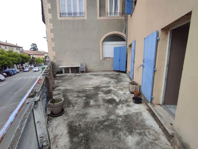 Location Appartement 2 pièces 51m² LES VANS 07140