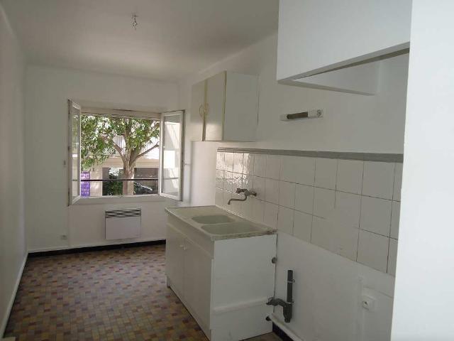 Location Appartement 2 pièces 51m² MONTPELLIER 34000