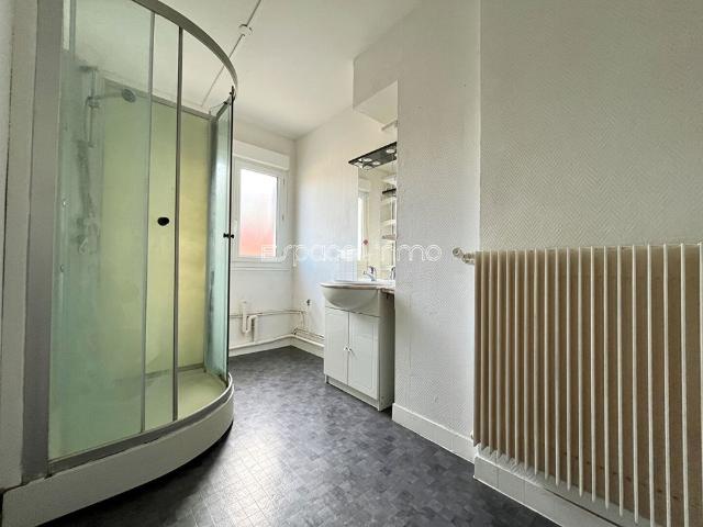 Location Appartement 2 pièces 51m² NOTRE DAME DE BONDEVILLE 76960