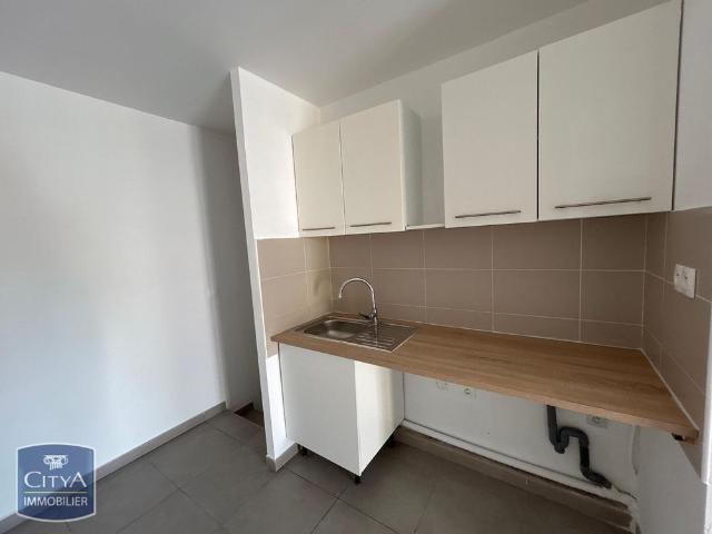 Location Appartement 2 pièces 51m² PORT DE BOUC 13110