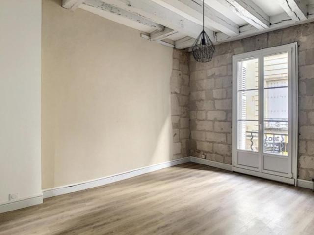 Location Appartement 2 pièces 51m² TOURS 37000