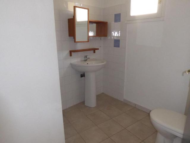 Location Appartement 2 pièces 51m² VILLENEUVE DE BERG 07170