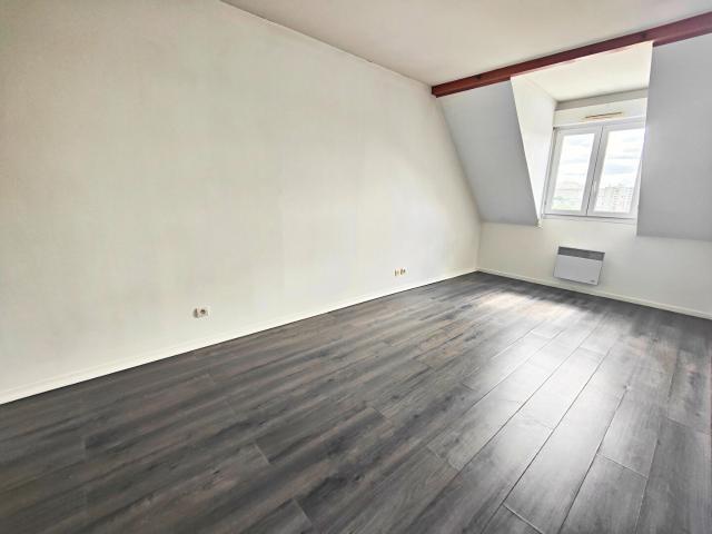 Location appartement 2 pièces, 52.70m², Melun