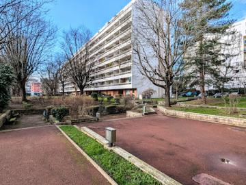 Location Appartement 2 pièces 52.77 m2 Saint Denis