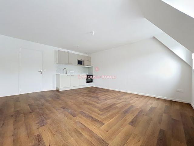 Location Appartement 2 pièces 52 m2 Pont de Metz