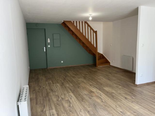 Location appartement 2 pièces 52 m² à Saint Rambert en Bugey 01230