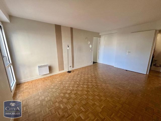 Location Appartement 2 pièces 52m² CHATEAUROUX 36000