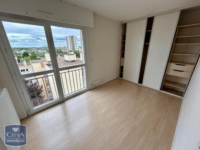 Location Appartement 2 pièces 52m² MAUREPAS 78310