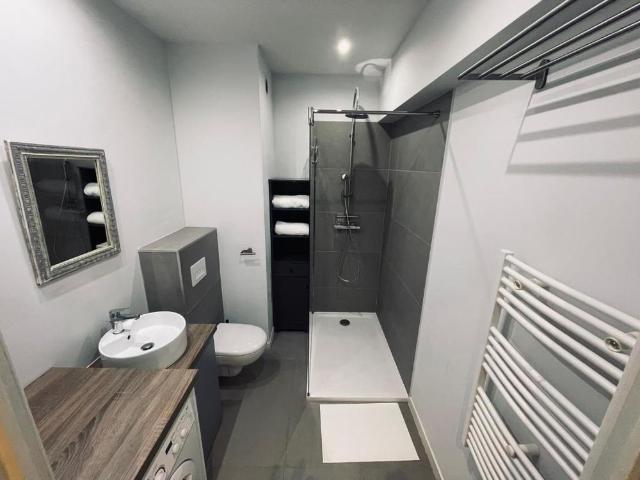 Location Appartement 2 pièces 52m² NICE 06000