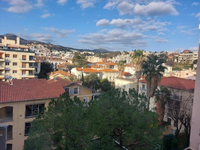 Location Appartement 2 pièces 52m² NICE 06000