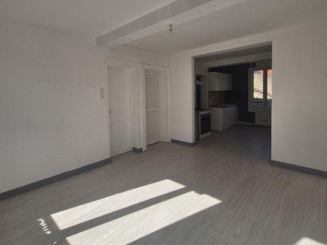 Location Appartement 2 pièces 52m² ST OMER 62500