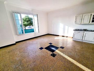 Location Appartement 2 pièces 52m² ST LAURENT DU VAR 06700