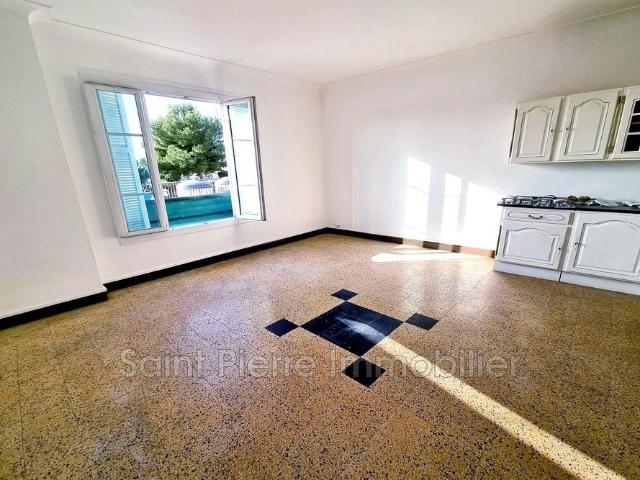 Location Appartement 2 pièces 52m² ST LAURENT DU VAR 06700