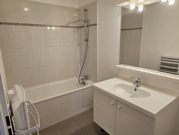 Location Appartement 2 pièces 52m² SURVILLIERS 95470