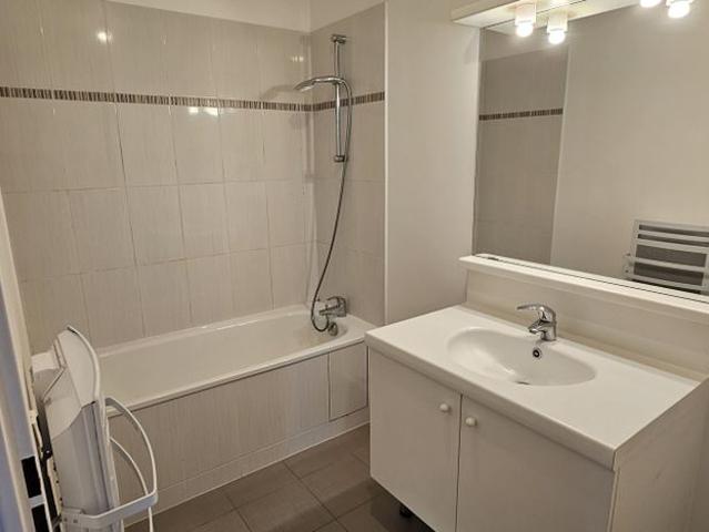 Location Appartement 2 pièces 52m² SURVILLIERS 95470