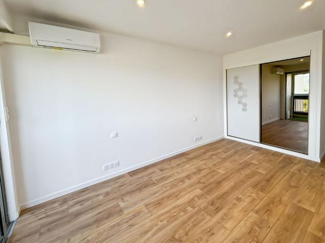 Location appartement 2 pièces, 57.16m², Le Cannet