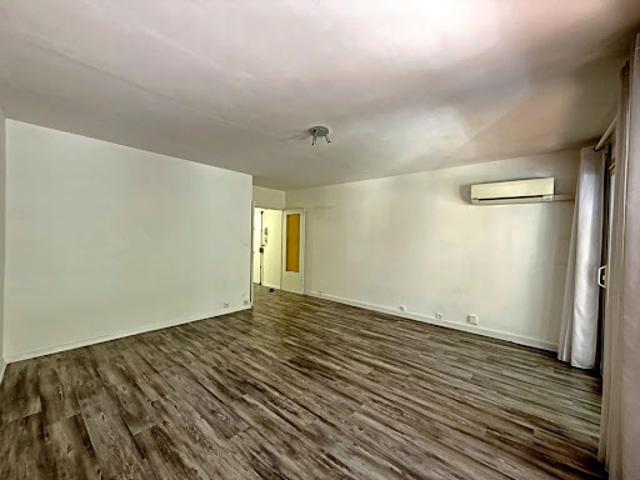 Location Appartement 2 pièces 57.3 m2 Marseille 8ème