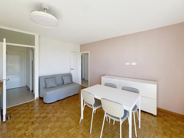 Location Appartement 2 pièces 57m² NICE 06100