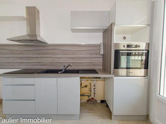 Location Appartement 2 pièces 57m² ST MARCELLIN 38160