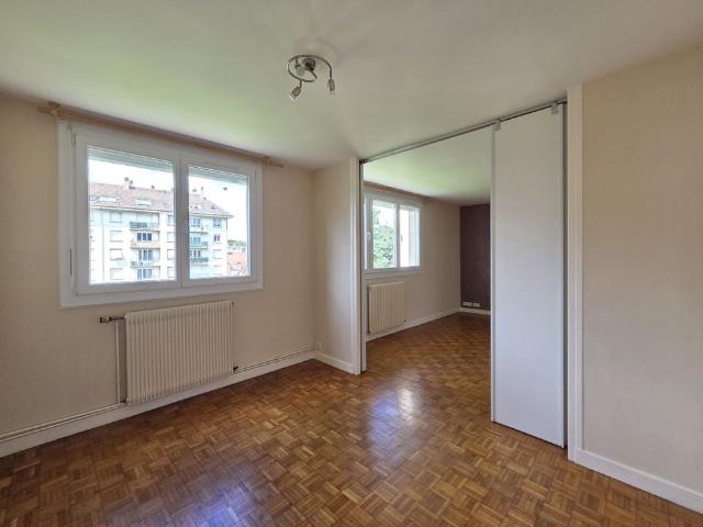 Location Appartement 2 pièces 57m² TROYES 10000