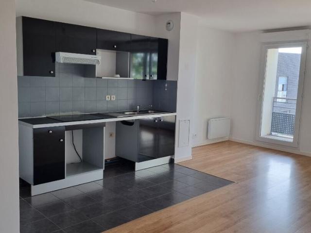 Location appartement 2 pièces, 54.32m², Combs la Ville