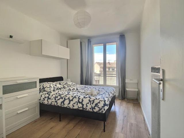 Location Appartement 2 pièces 54 m2 Marseille 10ème