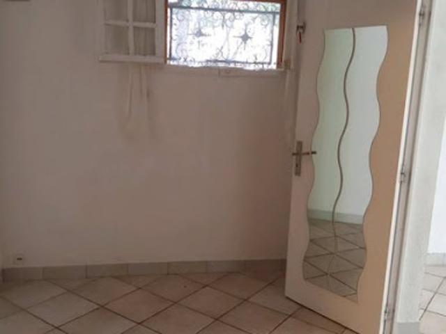 Location Appartement 2 pièces 52 m2 Septemes les vallons