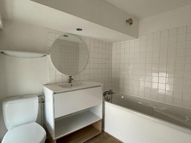 Location Appartement 2 pièces 54m²