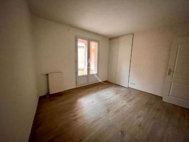 Location Appartement 2 pièces 54m²