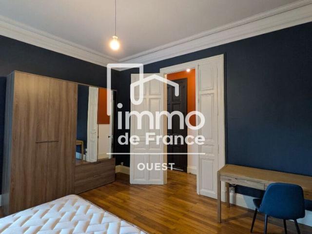 Location Appartement 2 pièces 54m²