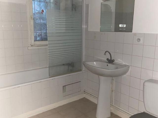 Location Appartement 2 pièces 54m² ANGOULEME 16000