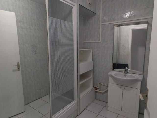 Location Appartement 2 pièces 54m² BEAUCHAMP 95250