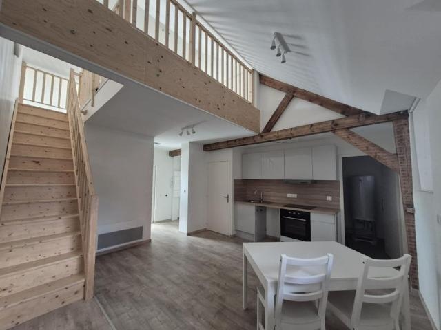 Location Appartement 2 pièces 54m² HAZEBROUCK 59190