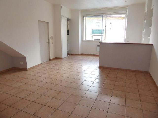 Location Appartement 2 pièces 54m² JOYEUSE 07260