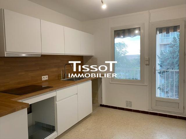 Location Appartement 2 pièces 54m² NIMES 30000