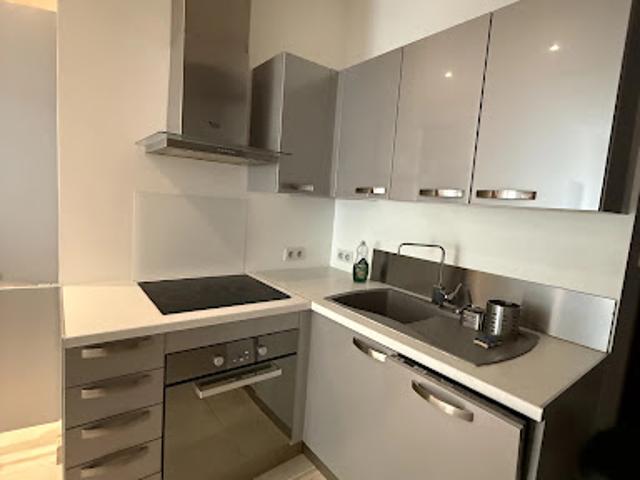 Location Appartement 2 pièces 55.21 m2 Nice