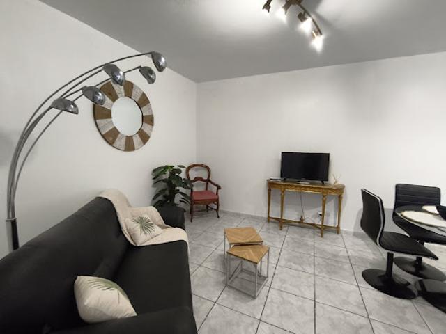 Location Appartement 2 pièces 55 m2 Beziers