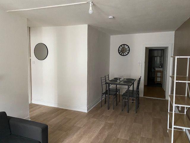 Location Appartement 2 pièces 55m²