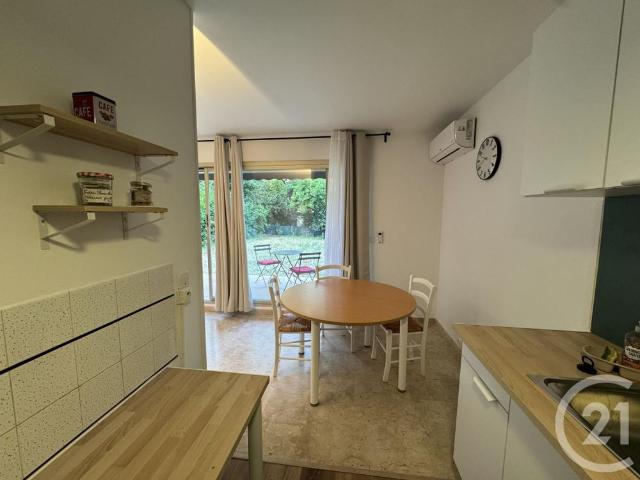 Location Appartement 2 pièces 55m² LES BAUMETTES 9ème