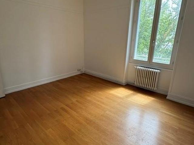 Location Appartement 2 pièces 55m² LYON 7ème