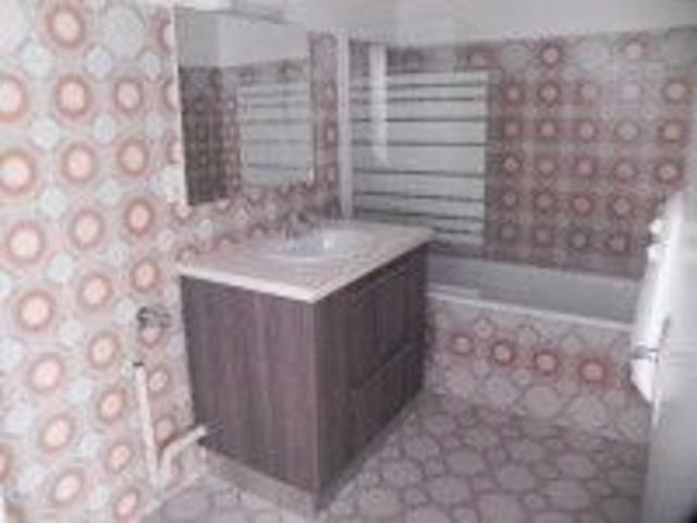 Location Appartement 2 pièces 55m² MILLAU 12100